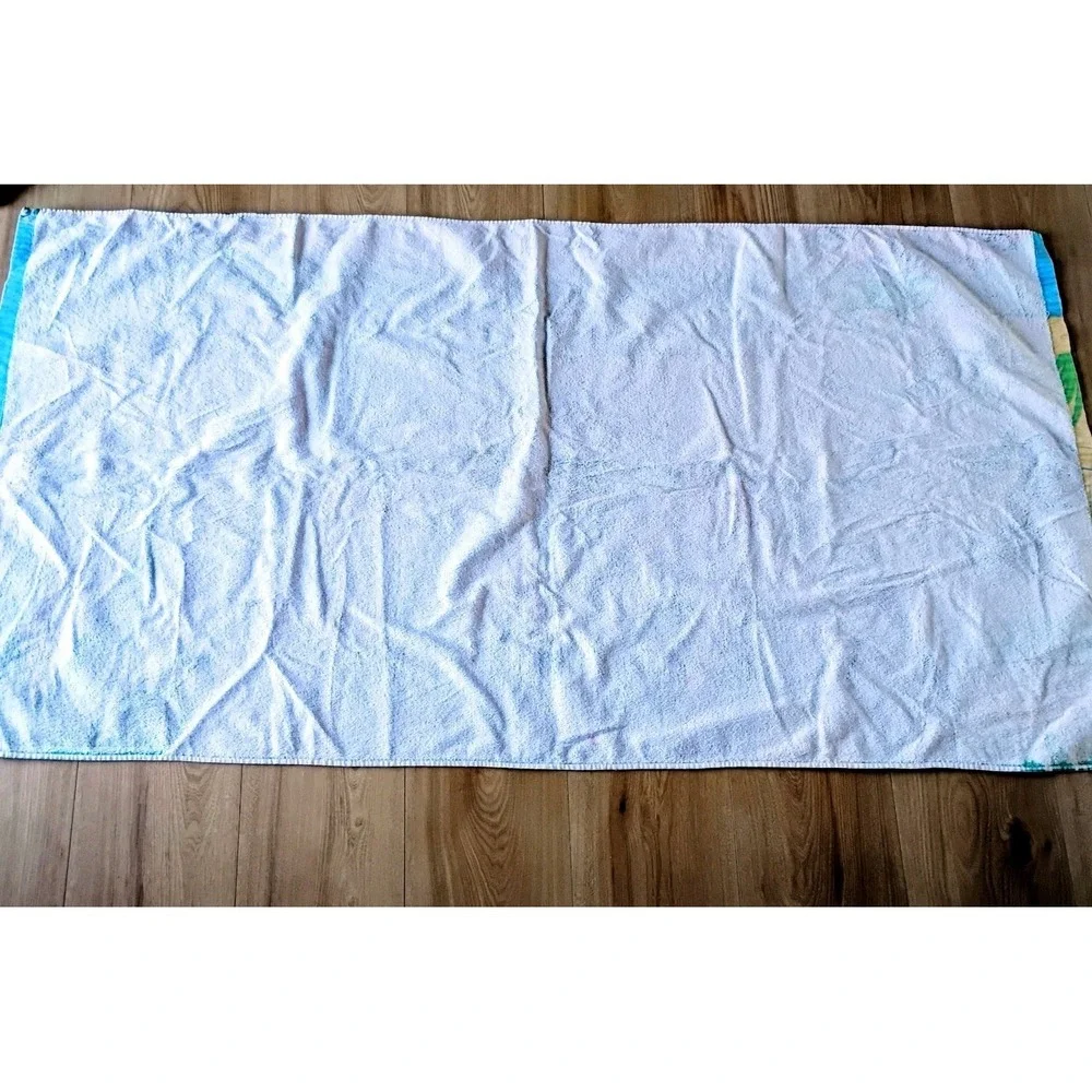 Vintage Disney‎ Family Vacation Beach Water Park Swimming Towel Used Condition